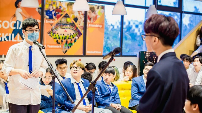 Lancement du concours d éloquence et de débat en vietnamien et anglais pour les jeunes